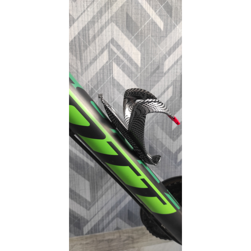 Фляготримач, кріплення пляшки для велосипеда карбон Фляготримач, кріплення пляшки для велосипеда карбон