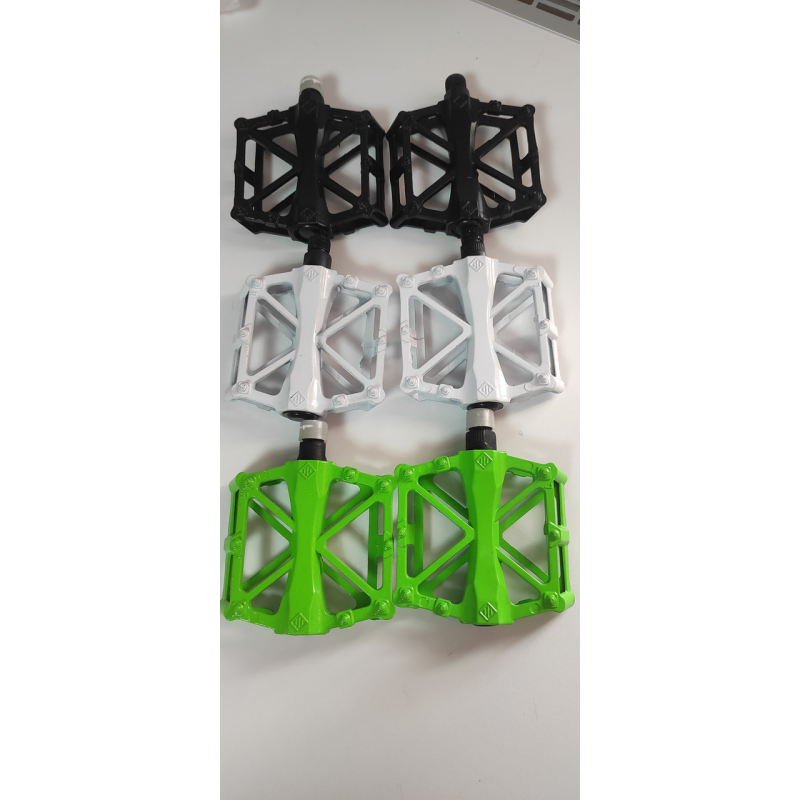 Педалі велосипедні на підшипниках, для велосипеда DN-313 Білий Педалі велосипедні на підшипниках, для велосипеда DN-313 Білий